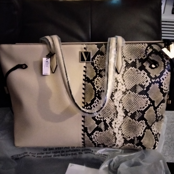 Victoria secret - Picture 4 of 6